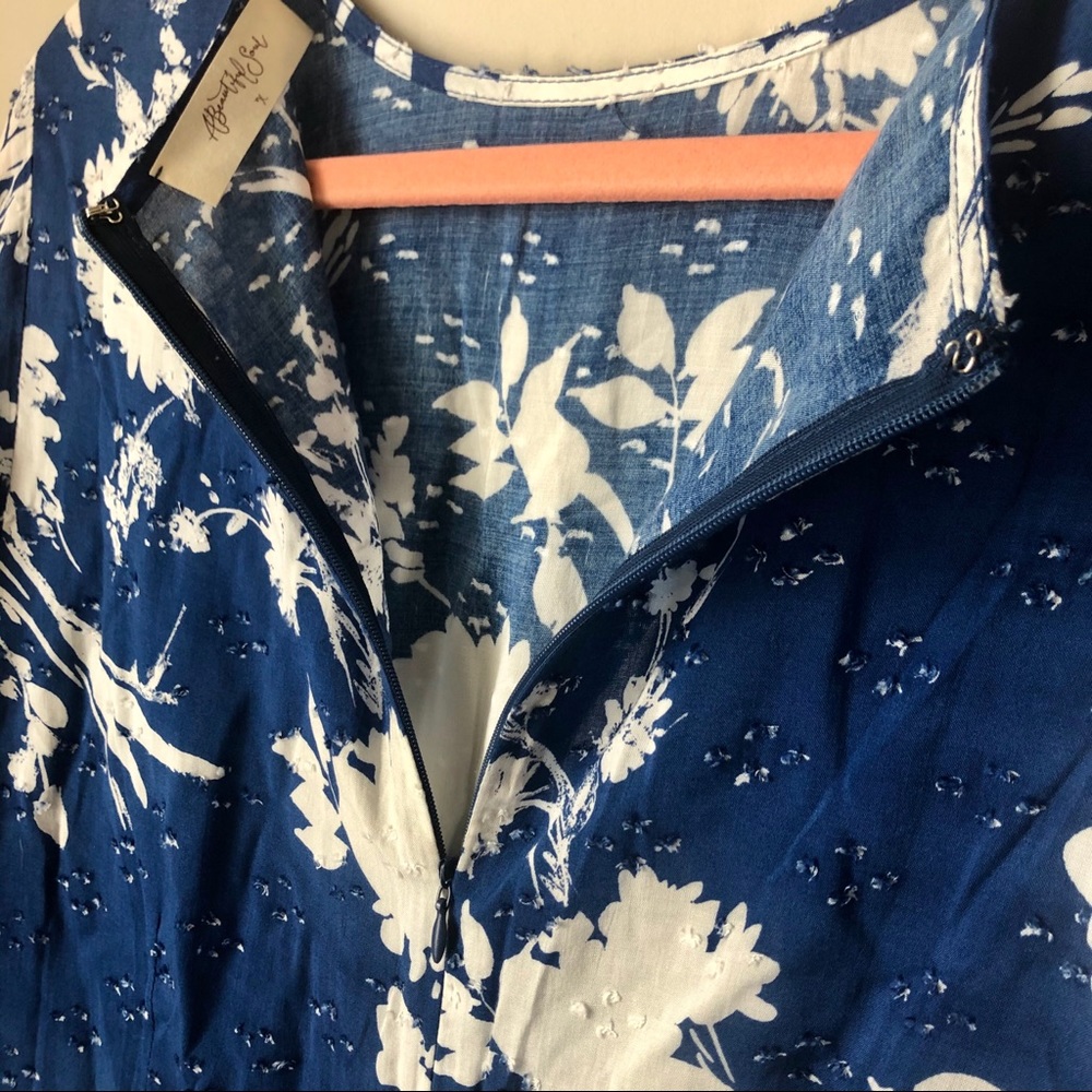 Altar’d State Blouse Blue White Hawaiian Floral Flutter Short Sleeve Large - Picture 5 of 7